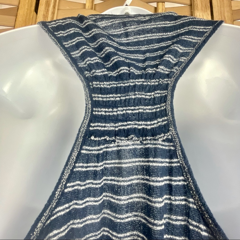 🏷 FREE PEOPLE Embroidered Patchwork V-Neck Vest Tank - Picture 6 of 7